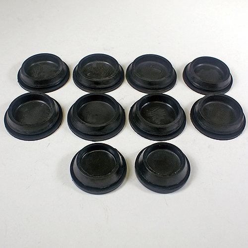 Plugs - Floorpan - Pkg 10 Pcs - 1 Per car