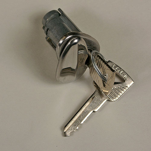 Lock - Door - RH - 1 Per car
