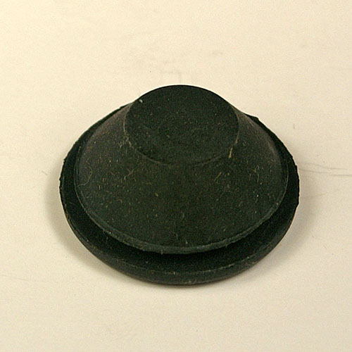 Plug - Rubber - Order 10 Per car